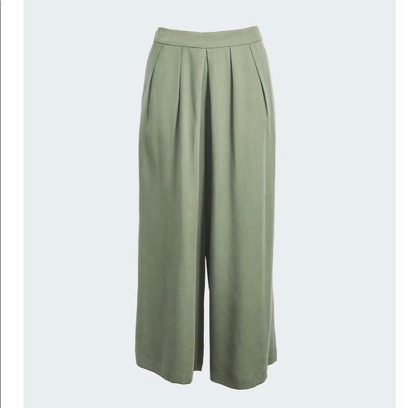LOFT Pants - Loft Large Pull On Culottes Pants